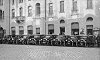 Taxisok kurblis Fordjaikkal a Petfi eltt 1930 krl. Forrs: Szentesi let
