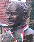 Wass Albert szobra Budakeszin. A 2008. janur 12-n felavatott szobrot Gbor Emese alkotta. Fot: wikipedia.hu