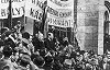 A polgári demokratikus forradalom - őszirózsás tüntetés Károlyi Mihály mellett (1918.10.30.) Forrás: www.sulinet.hu
