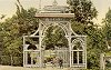A Szentesi Torna Egylet Erzsébet-kerti sporttelepének díszes kapuja Szilágyi Dezső 1925-ös lapján. Forrás: a Szentes Levéltár képeslapgyűjteménye