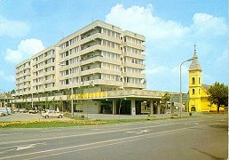 Kossuth utca, Fehér-ház (Képzőművészeti Alap, 1980)