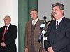 Gráf Jószef miniszter, dr. Csikai Miklós és Farkas Sándor a megnyitón. Fotó: szentes.fidesz.hu