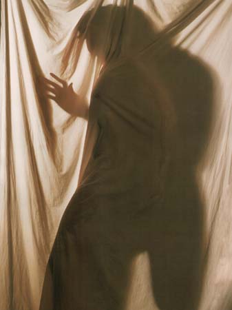 09. Ecsedi N�ra - F�rfi akt lepelben 2. - K�l�nd�j