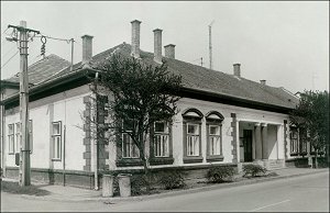 A Szentesi Ipartestület régi székháza (kinagyítható). Fotó: Vígh László - 1999