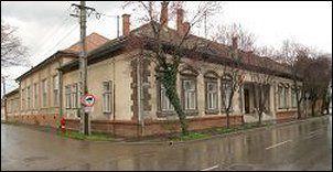 A Móricz Zsigmond Művelődési Ház - a Szentesi Ipartestület egykori székháza  székháza. Fotó: Tésik Attila, Délvilág - 2004