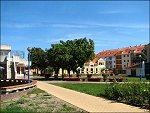 A Rzsa Gborrl elnevezni szndkolt tr a "Fehr-hz" s a Fridrich Fnyrda kztt. Fot: reg Tofi