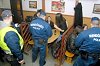 Igazolványokat kértek a rendőrök. Fotó: Vidovics Ferenc