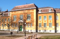 A Kiss B�lint Reform�tus �ltal�nos Iskola �p�lete. Fot�: T�m�r Ferenc - 2003