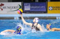 Hungerit: v�dekez�s fels�fokon. Fot�: Schmidt Andrea (gal�ria) 