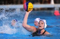 Az els� meccsen n�gy g�lig jut� Br�vik Fruzsina hazai medenc�ben is h�z�ember lehet.  Fot�: Schmidt Andrea