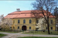 Az egykori V�rmegyeh�za �p�lete Szegv�ron. Fot�: T�m�r Ferenc, 2003