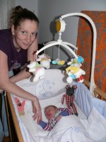 Anya �s fia: Jankovics Eszter �s a tr�n�r�k�s, Vilmos Patrik. Fot�: DM/DV