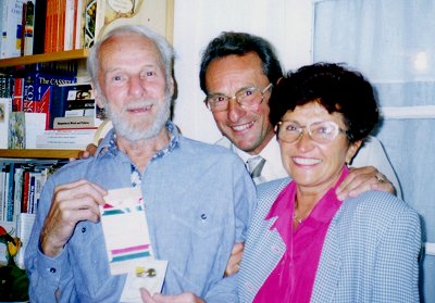 Griff with Laci and Kati G�lfi (Griff's cousins in Szentes) - Griff szentesi unokatestv�reivel: G�lfi Lacival �s Katival